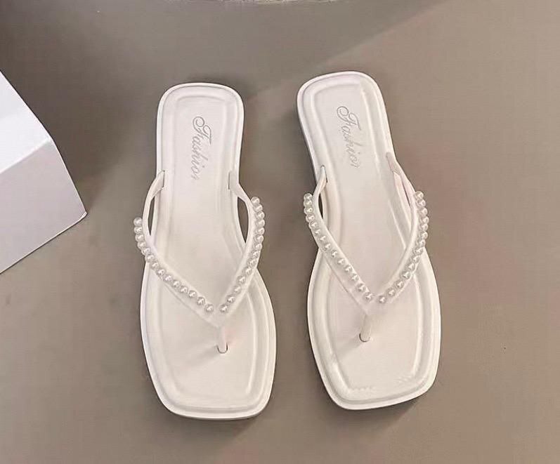 Girls Stylish Slippers White-P-all code:08