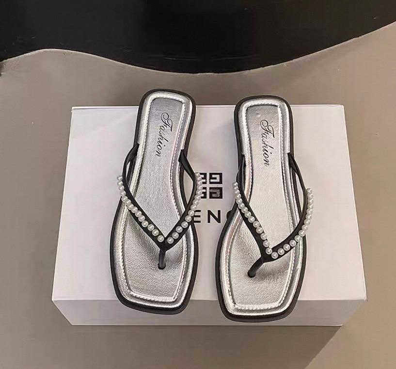 Girls Stylish Slippers Silver P-all code:10