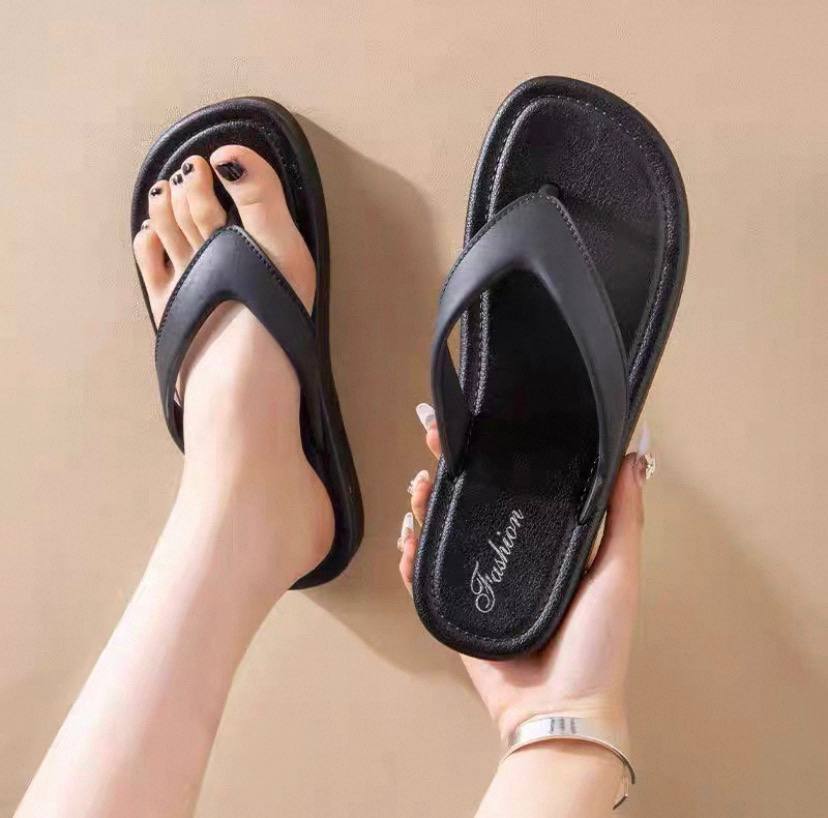 Girls Stylish Slippers Black -code: 15